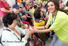 Азербайджанская красавица вошла в ТОП-10 мировых королев благотворительности (ФОТО)