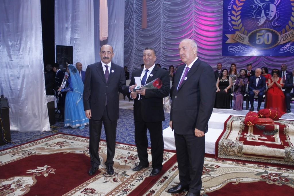 Сумгайытский государственный драматический театр торжественно отметил 50-летний юбилей (ФОТО)