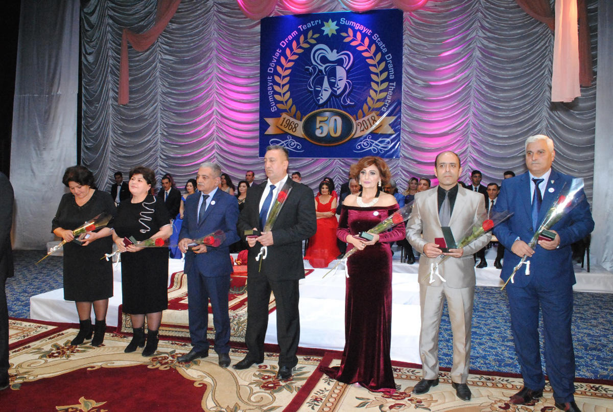 Сумгайытский государственный драматический театр торжественно отметил 50-летний юбилей (ФОТО)