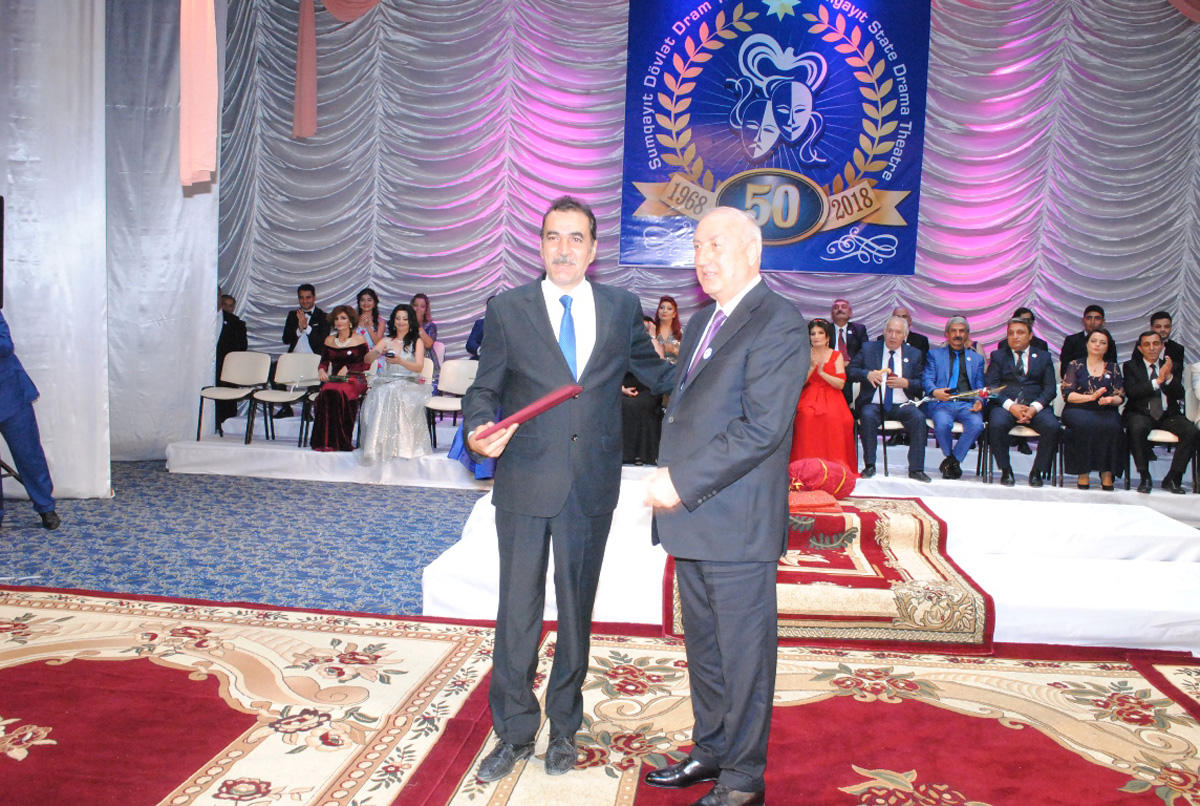 Сумгайытский государственный драматический театр торжественно отметил 50-летний юбилей (ФОТО)