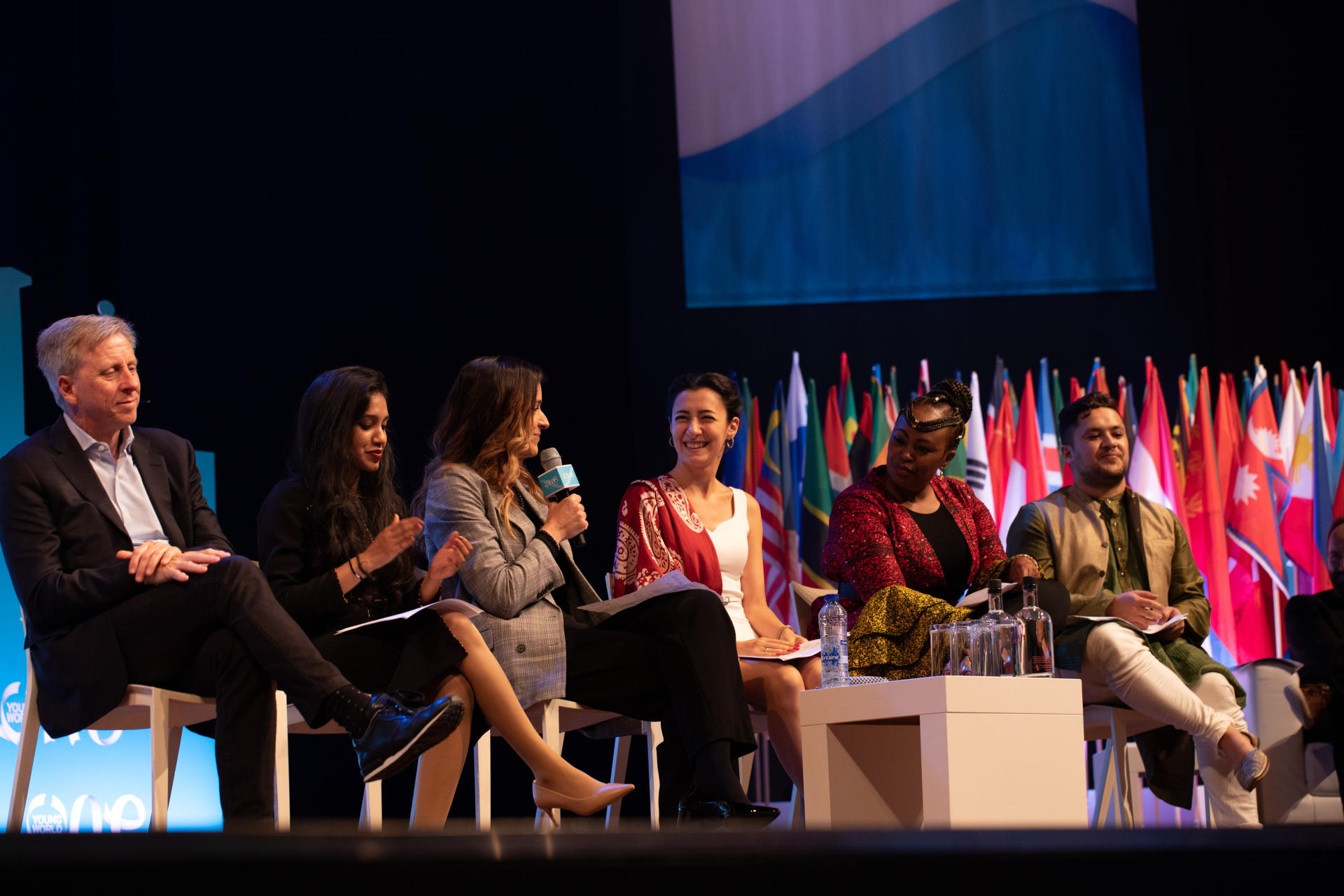 Азербайджанская девушка выступила вместе с Королевой Нидерландов - овации 1800 человек (ВИДЕО, ФОТО)