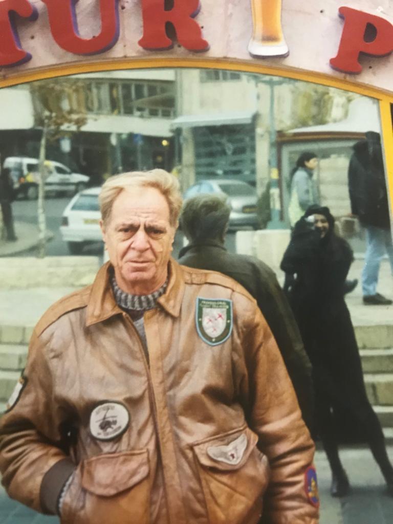 Адиль Гулиев: Памяти художника, мастера карикатуры, отца и друга (ФОТО)