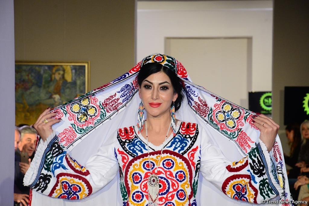 Открытие Недели моды: первый день Azerbaijan Fashion Week 2018 (ФОТО)