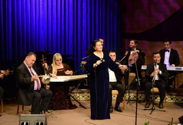 В Баку прошел вечер, посвященный творчеству Кифаят Гянджали (ФОТО)