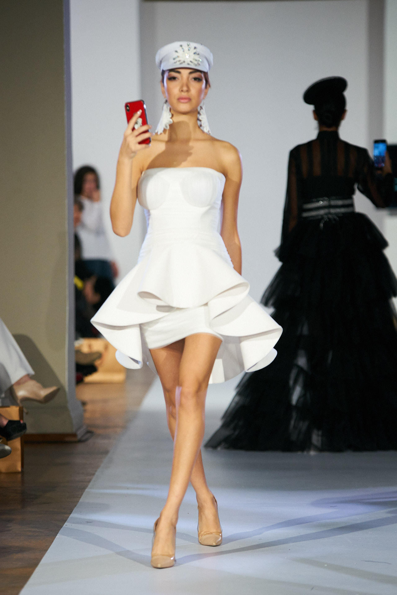 От дерзости к морю спокойствия: второй день Azerbaijan Fashion Week (ФОТО)