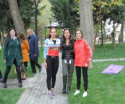 Вице-президент Фонда Гейдара Алиева Лейла Алиева в рамках проекта "Наш двор" приняла участие в открытии благоустроенного двора и массовой посадке деревьев (ФОТО)