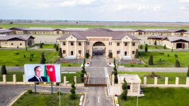 Президент Ильхам Алиев и Первая леди Мехрибан Алиева приняли участие в открытии Карабахского коневодческого комплекса (ФОТО)