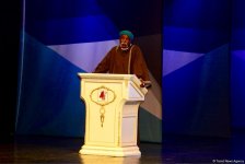 Без ограничений! Оригинальные этюды на открытии Бакинской международной театральной конференции (ФОТО)