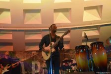 Пылающая семба и страстная кизомба в вечернем Баку от Африканского Стинга (ФОТО/ВИДЕО)