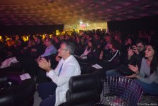 Пылающая семба и страстная кизомба в вечернем Баку от Африканского Стинга (ФОТО/ВИДЕО)