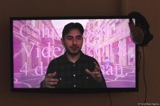 Застенчивый мальчик из розового будущего, или Влияние соцсетей на  азербайджанское общество (ФОТО)