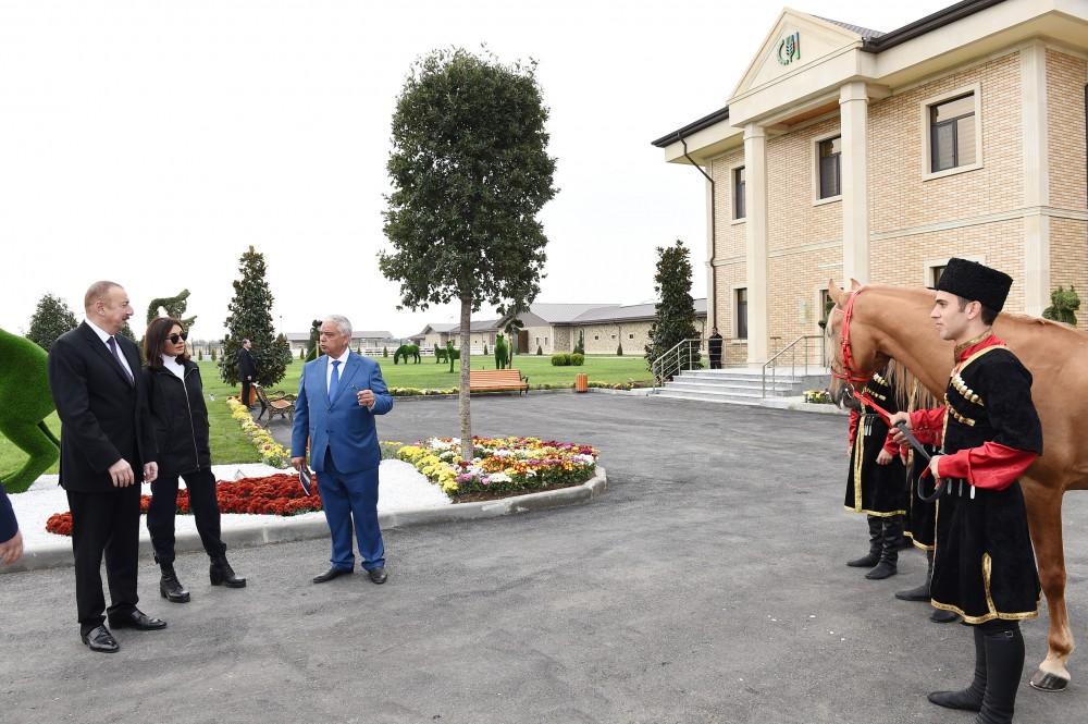 Президент Ильхам Алиев и Первая леди Мехрибан Алиева приняли участие в открытии Карабахского коневодческого комплекса (ФОТО)