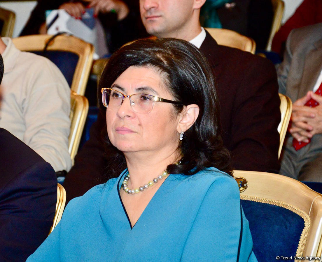 Без ограничений! Оригинальные этюды на открытии Бакинской международной театральной конференции (ФОТО)