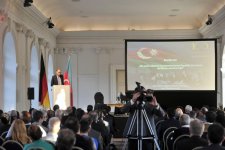 При поддержке Фонда Гейдара Алиева в Берлине прошла научная конференция, посвященная 100-летию АДР (ФОТО)