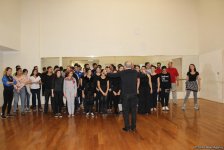 Режиссер из Франции представил в Баку "Метод Салимова" (ФОТО)