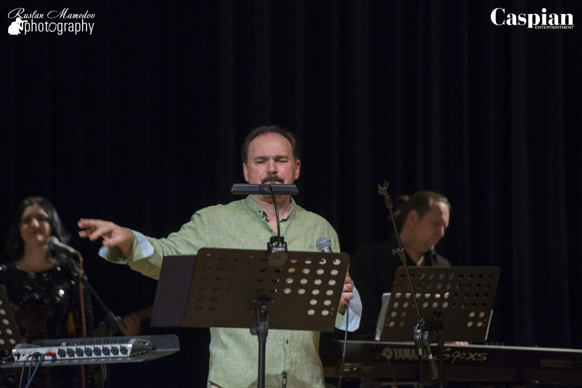 Владимир Высоцкий с азербайджанским акцентом рассказывает о блюде кутум-левенги (ВИДЕО, ФОТО)