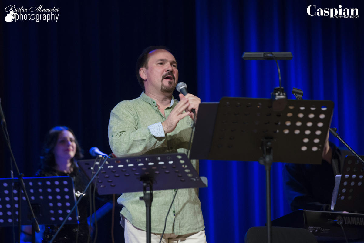 Владимир Высоцкий с азербайджанским акцентом рассказывает о блюде кутум-левенги (ВИДЕО, ФОТО)