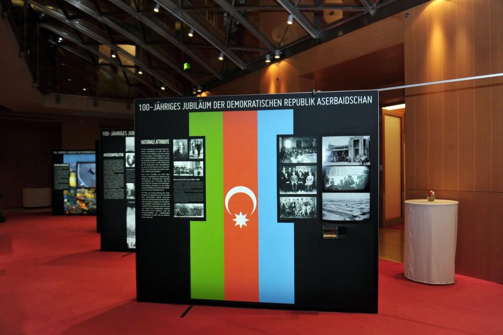 При организации Фонда Гейдара Алиева в Берлине прошло мероприятие, посвященное 100-летию АДР (ФОТО)
