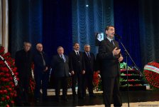 Народную артистку Амалию Панахову аплодисментами проводили в последний путь (ФОТО)