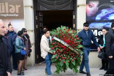 Народную артистку Амалию Панахову аплодисментами проводили в последний путь (ФОТО)