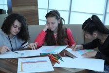 Азербайджанская промкорпорация организовала мероприятие для детей по случаю Дня Государственного флага (ФОТО)