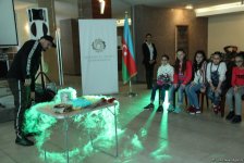 Азербайджанская промкорпорация организовала мероприятие для детей по случаю Дня Государственного флага (ФОТО)