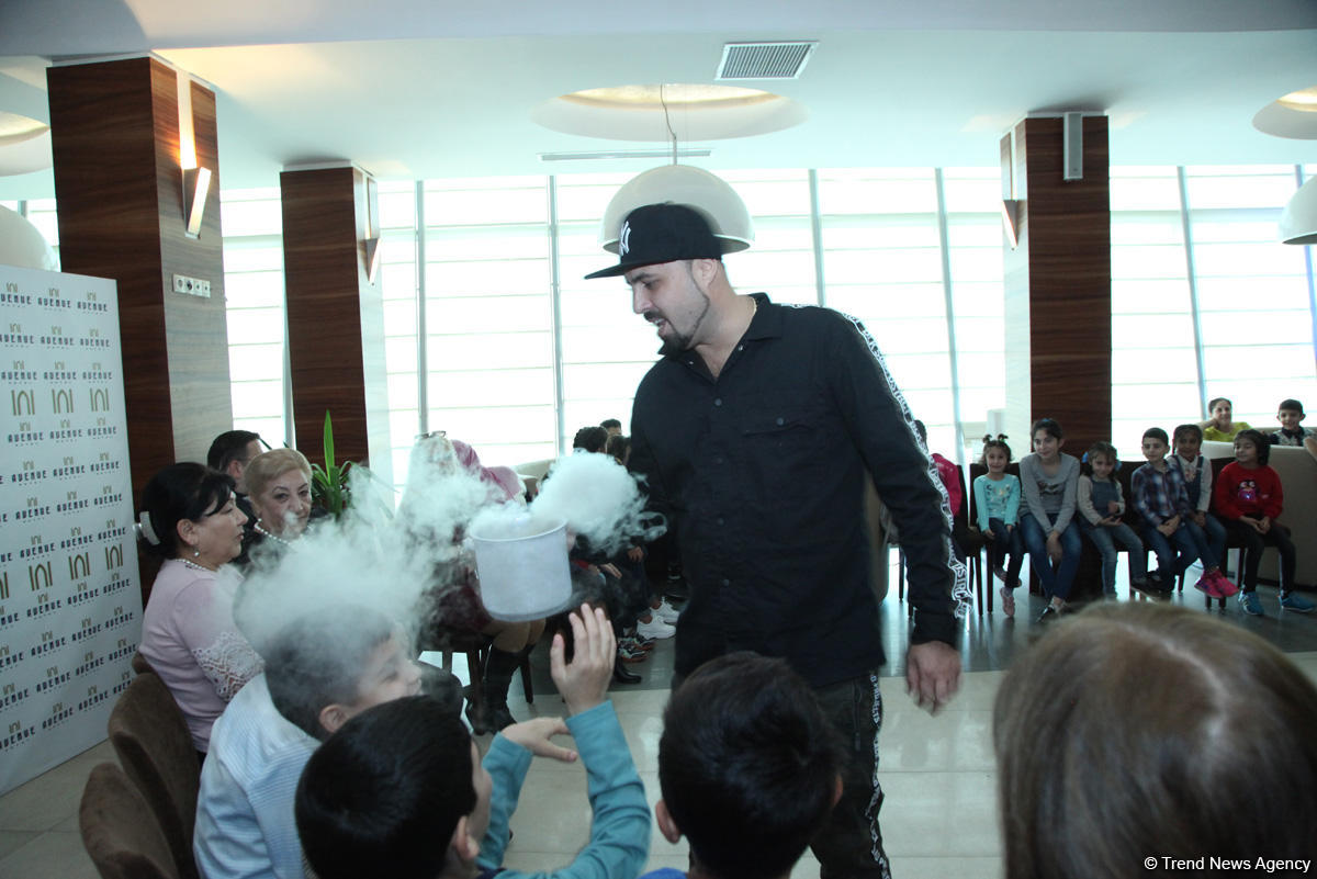 Азербайджанская промкорпорация организовала мероприятие для детей по случаю Дня Государственного флага (ФОТО)