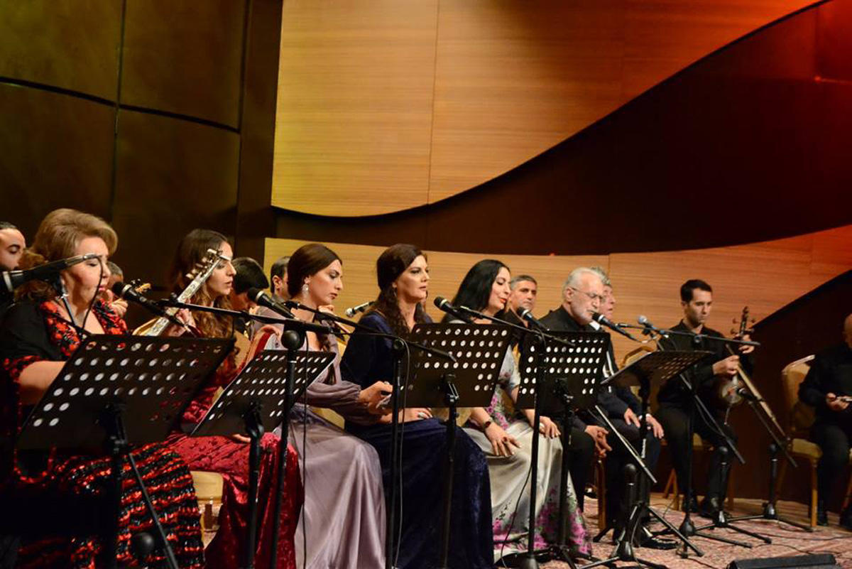 В Международном центре мугама прошел вечер в честь 100-летия АДР (ФОТО)