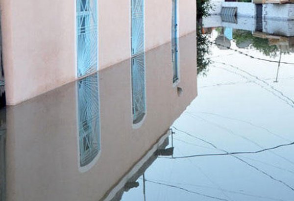 Более 60 человек эвакуировано в связи с ливнем в южном регионе Азербайджана