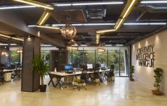 Президент Ильхам Алиев и Первая леди Мехрибан Алиева приняли участие в открытии административного здания Центра развития электронного правительства (ФОТО)