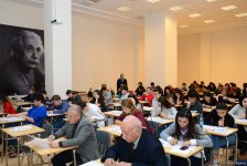 В Бакинском филиале МГУ имени М.В.Ломоносова прошел уникальный Международный географический диктант-2018 (ФОТО)