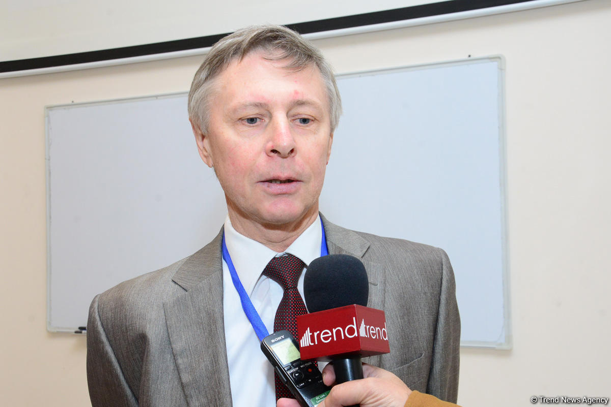 В Бакинском филиале МГУ имени М.В.Ломоносова прошел уникальный Международный географический диктант-2018 (ФОТО)