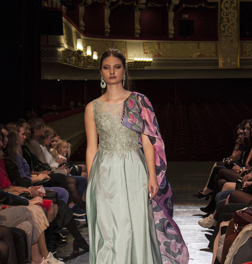 Caspian Rose Фахрии Халафовой после Италии покорила Россию (ВИДЕО, ФОТО)