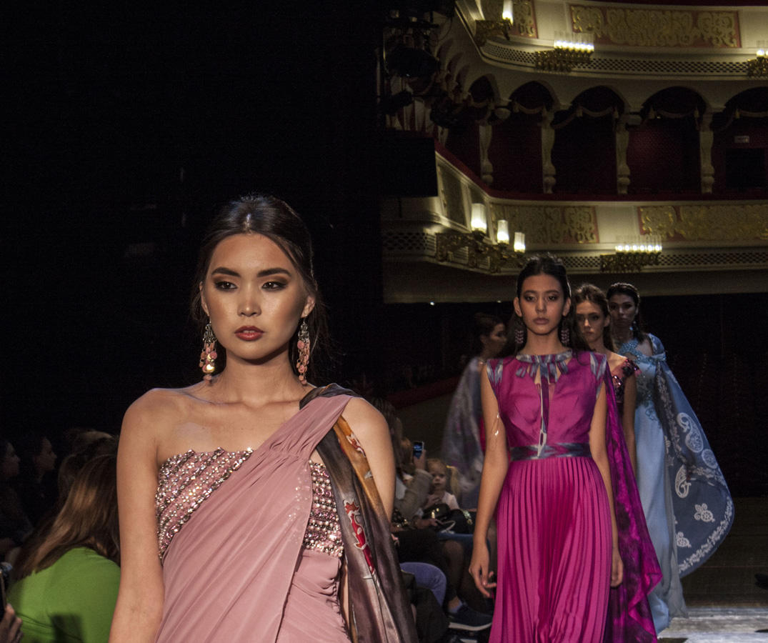 Caspian Rose Фахрии Халафовой после Италии покорила Россию (ВИДЕО, ФОТО)