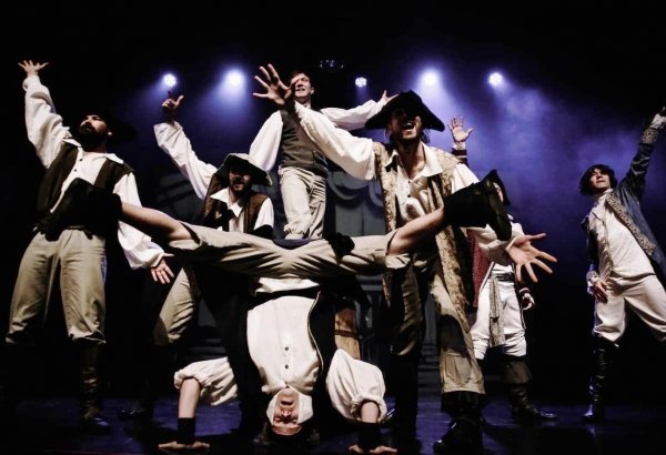 Остров сокровищ в центре Баку: Если тебе нравится бешеная энергетика… (ВИДЕО, ФОТО)