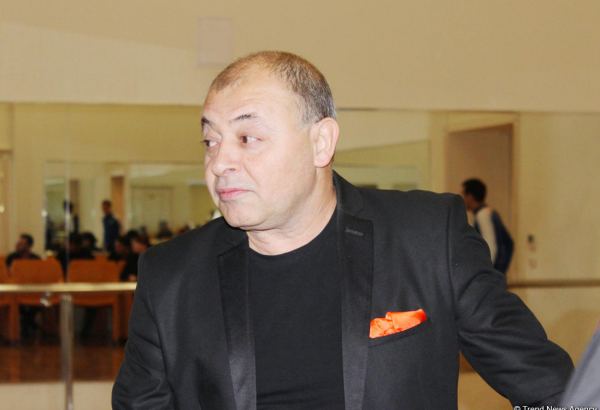 Я не могу навестить свою дочь - Эмиль Салимов о карантинных мерах во Франции