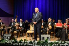 Тахмираз Ширинов отметил два юбилея праздничным концертом (ФОТО)