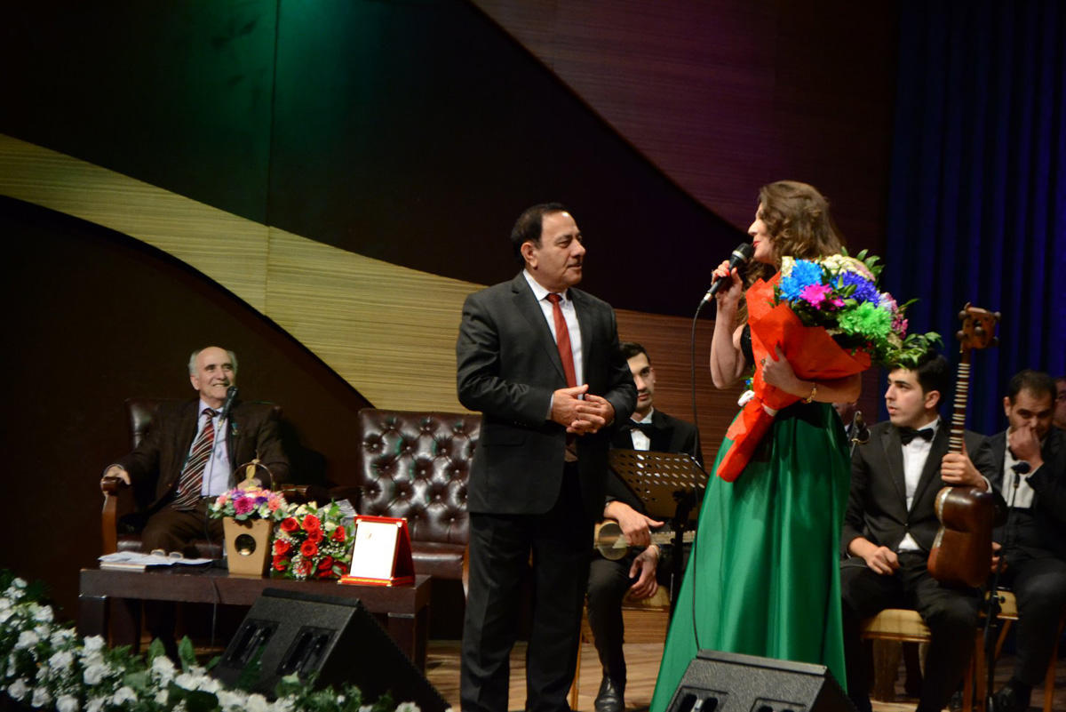 Тахмираз Ширинов отметил два юбилея праздничным концертом (ФОТО)