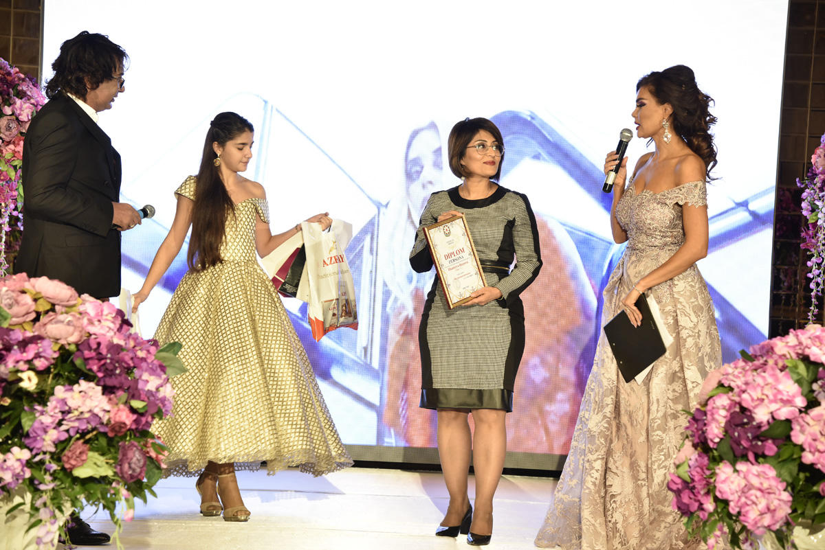 В Баку названы лучшие радио- и телеведущие (ФОТО)