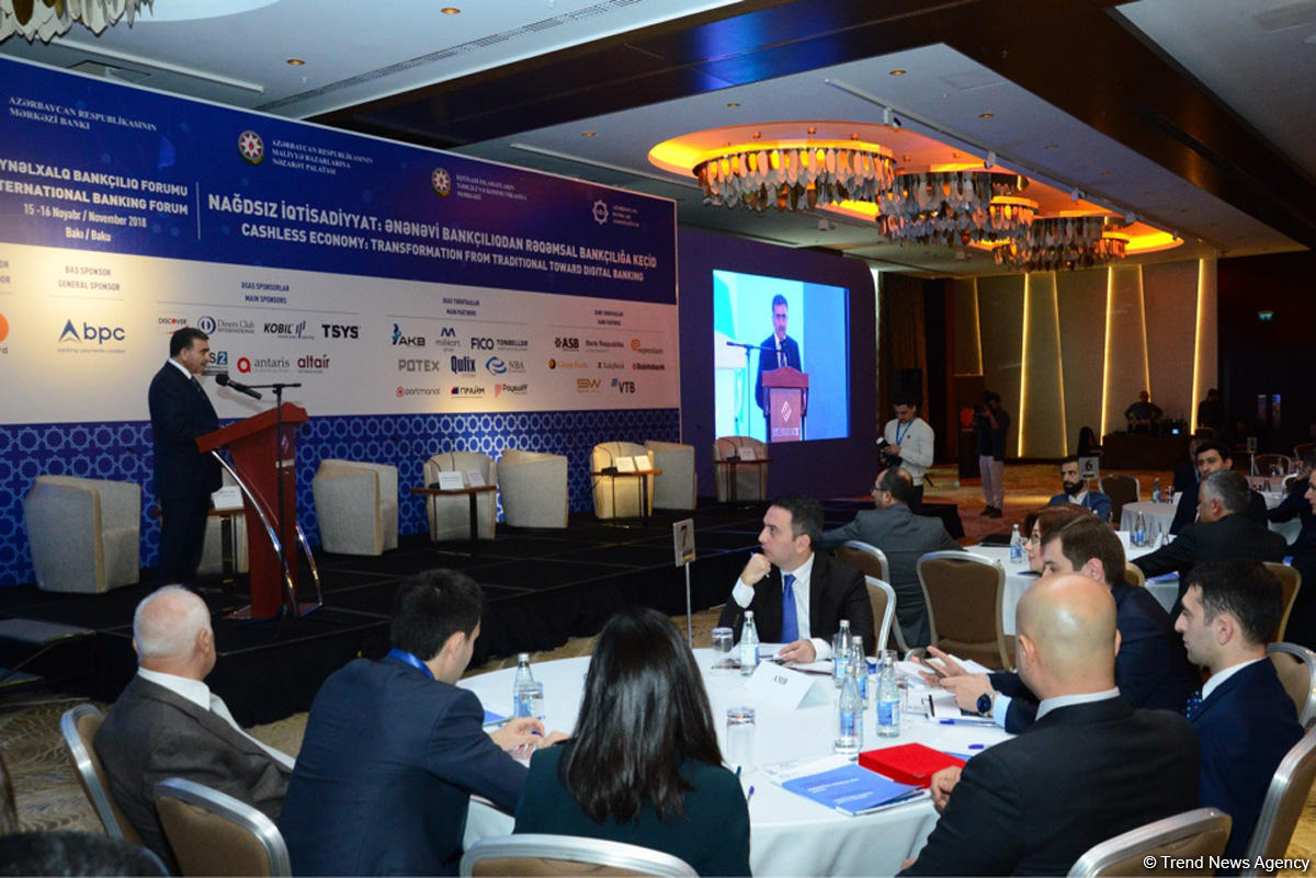 Центробанк: Безналичные платежи в Азербайджане серьезно вырастут (ФОТО)