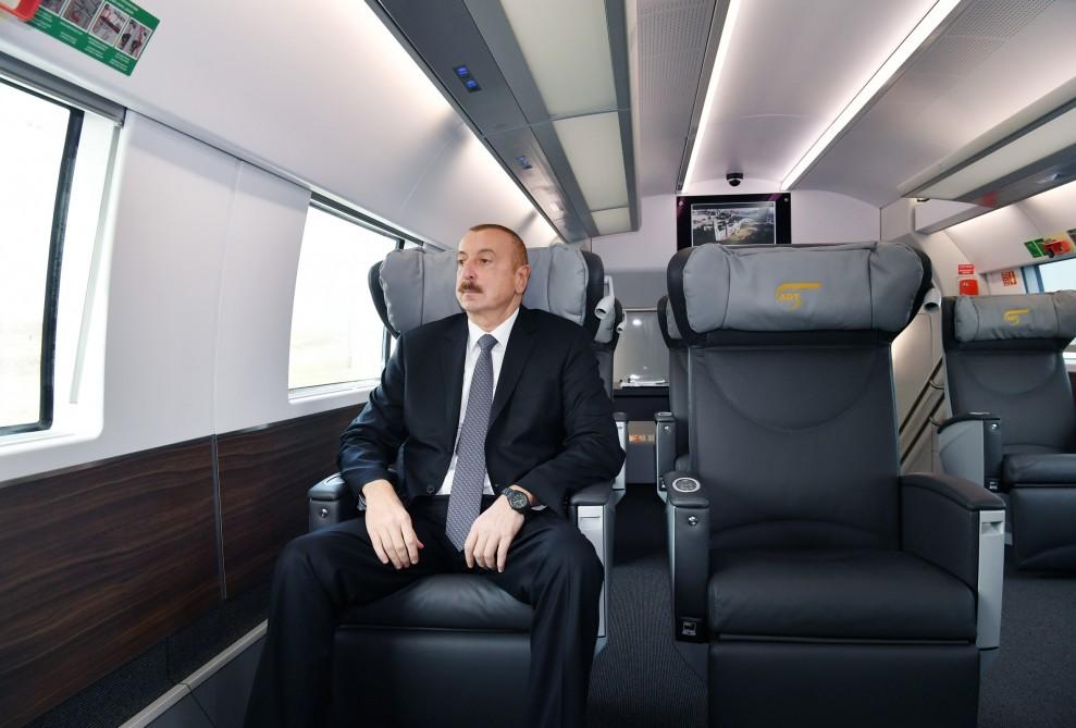 Президент Ильхам Алиев принял участие в открытии комплекса железнодорожного вокзала Сумгайыта (ФОТО)