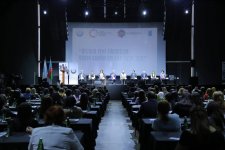 Азербайджанские бизнес-леди зажгли зеленый свет (ФОТО)