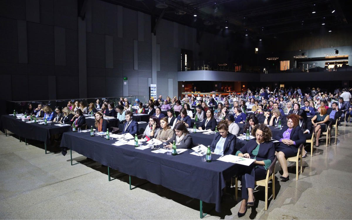 Азербайджанские бизнес-леди зажгли зеленый свет (ФОТО)