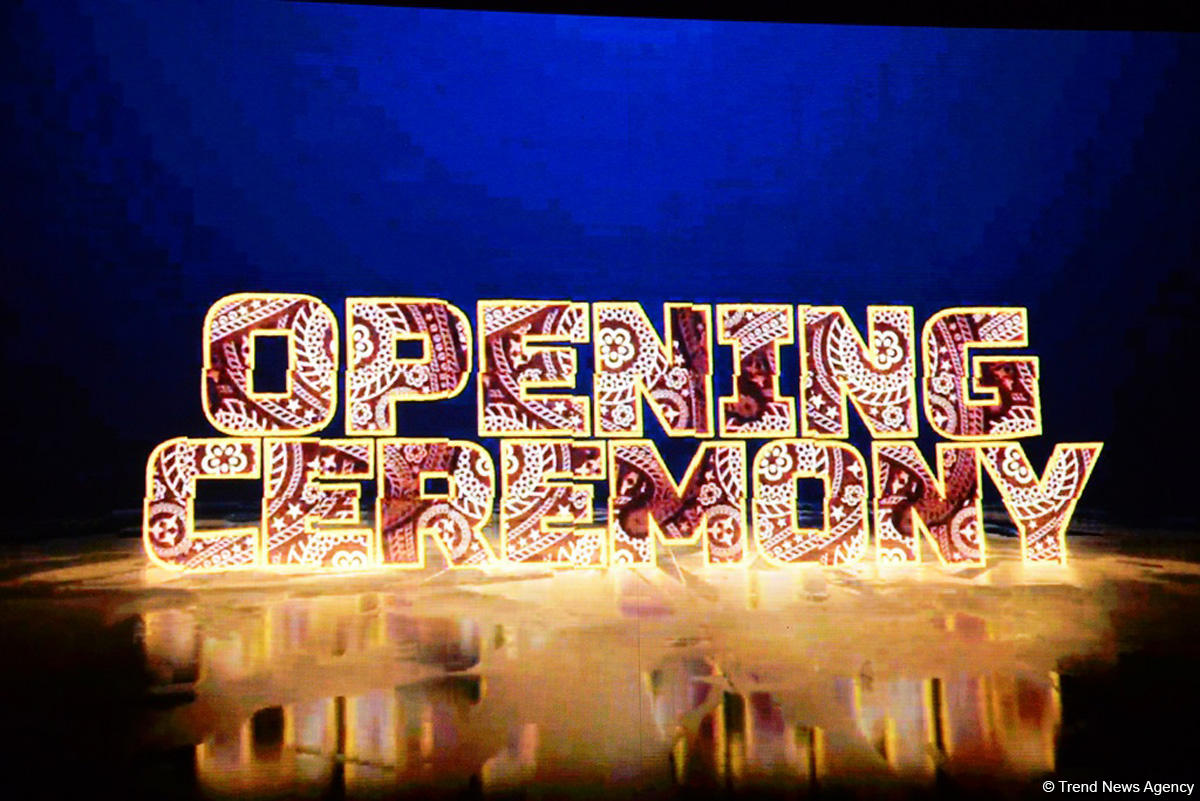 В Баку прошла церемония открытия Кубка мира по акробатической гимнастике (ФОТОРЕПОРТАЖ)