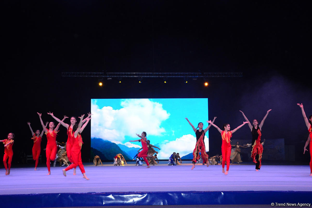 В Баку прошла церемония открытия Кубка мира по акробатической гимнастике (ФОТОРЕПОРТАЖ)