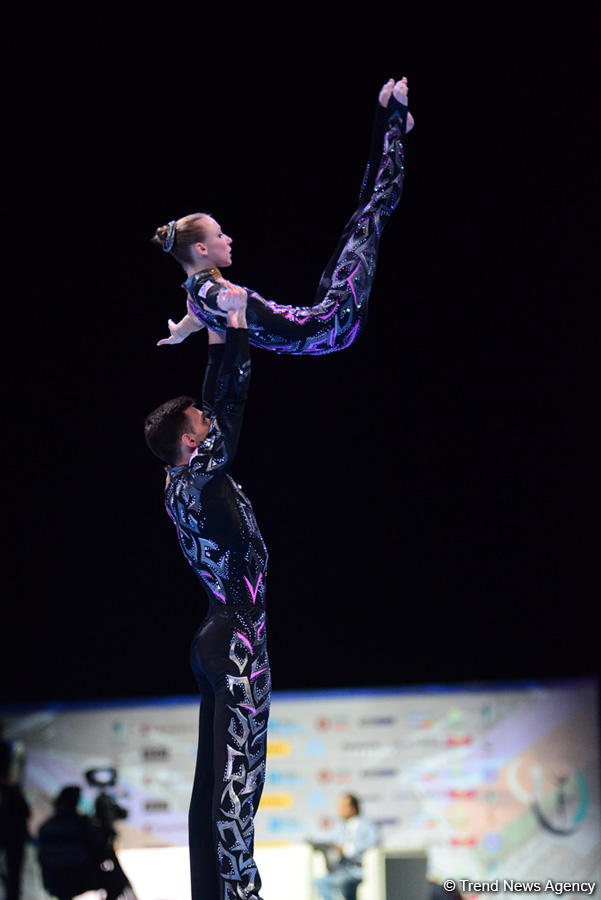 В Баку прошла церемония открытия Кубка мира по акробатической гимнастике (ФОТОРЕПОРТАЖ)
