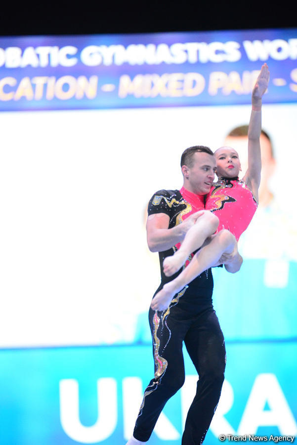 В Баку прошла церемония открытия Кубка мира по акробатической гимнастике (ФОТОРЕПОРТАЖ)