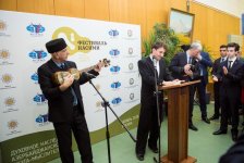 Вице-президент Фонда Гейдара Алиева Лейла Алиева приняла участие в торжественной церемонии открытия бюста Насими в Москве (ФОТО)