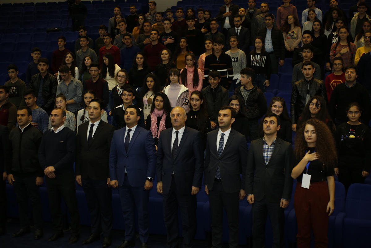 Определены победители центрального региона Азербайджана проекта "İntellektual Birİncisi" (ФОТО)