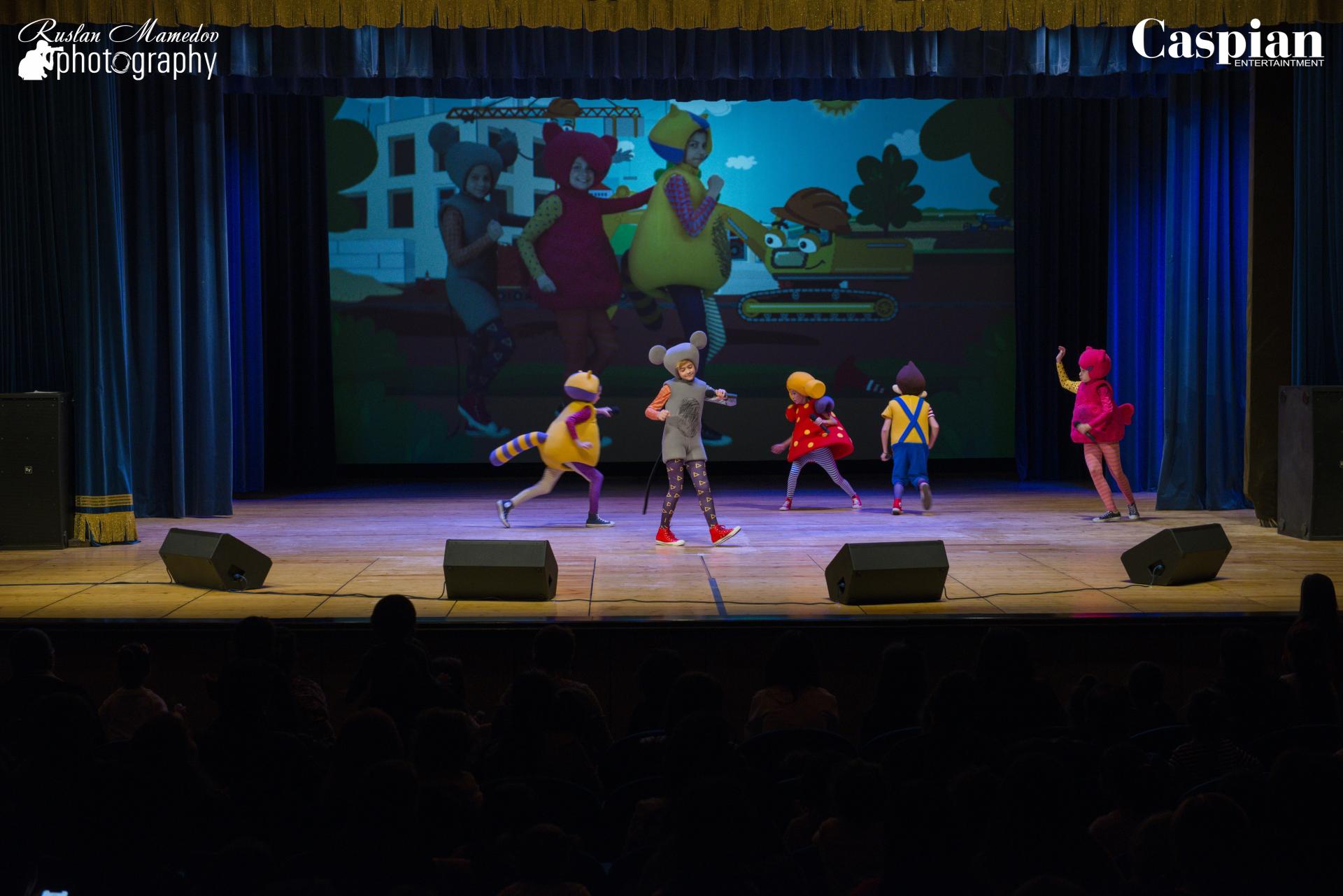 Ням, Няша, Сеня, Кукуробик – веселый уик-энд в Баку (ФОТО)